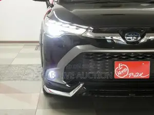 টয়োটা করোলা ক্রস হাইব্রিড জেড রেডি স্টক ২০২১