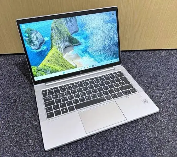 Hp-11th gen-i5-840-g8-Touch screen ddr4-8gb ssd256gb 14”fhd display