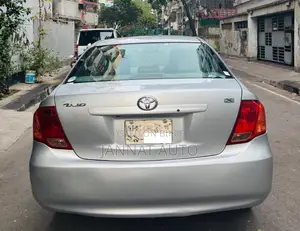 Toyota Axio X 2006