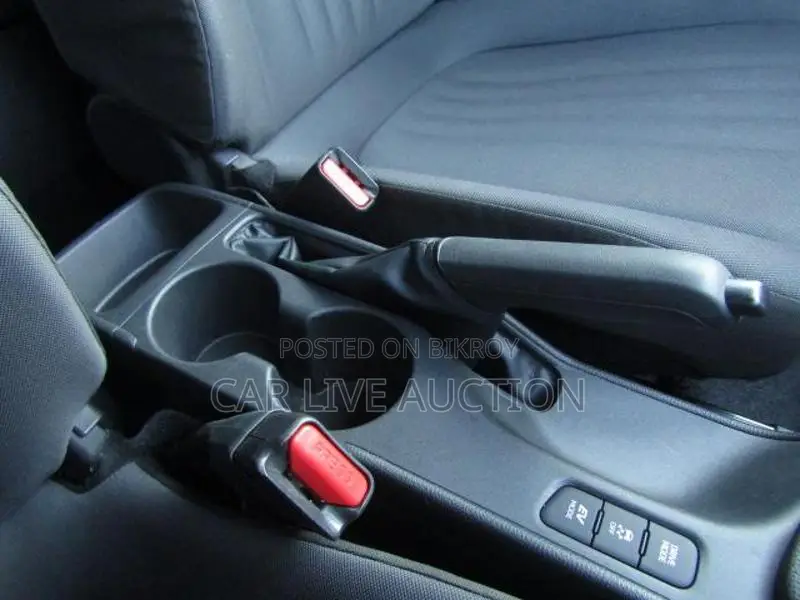 Toyota Yaris Hybrid X package 2021