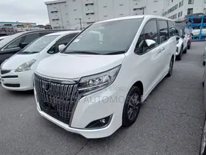 Toyota Esquire GI PETROL 2019