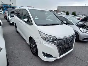 Toyota Esquire GI PETROL 2019