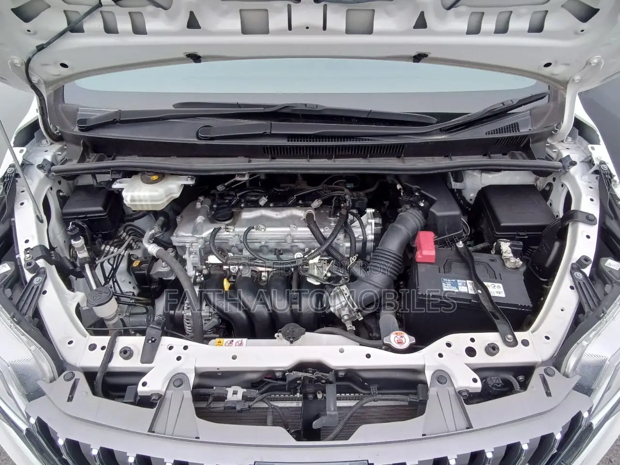 Toyota Esquire GI PETROL 2019