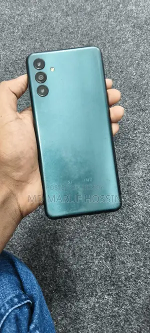 Samsung Galaxy A04S . (Used)
