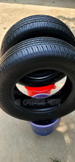 2 Piece Radial Tubeless Tyre Emergency Sale