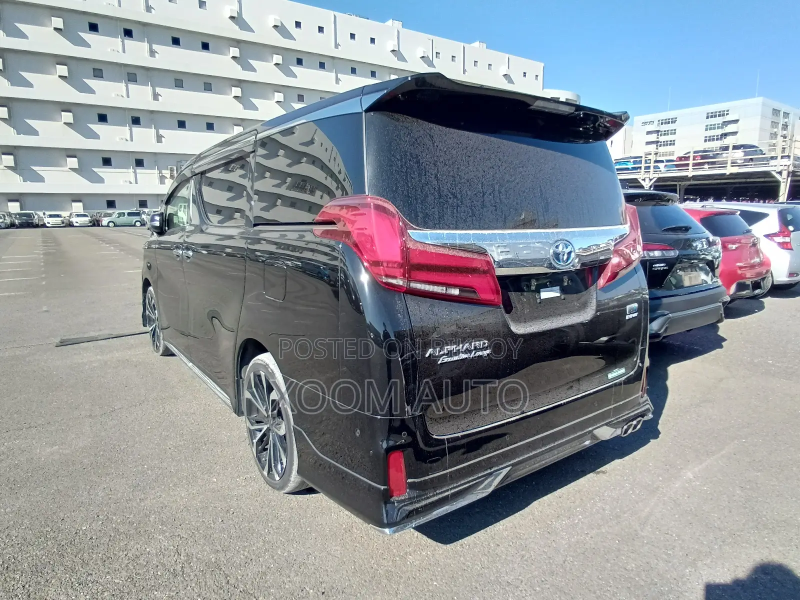 Toyota Alphard EXECUTIVE LNG BLACK 2022