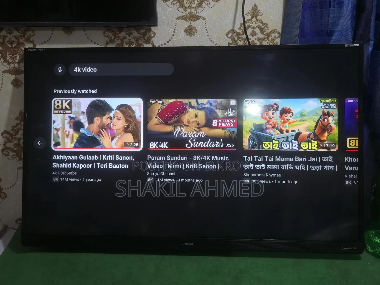 Singer 32" Voice Control TV