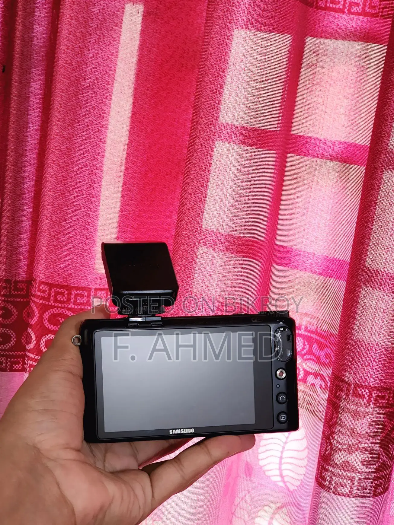 Samsung nx2000 mirrorless camera