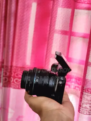 Samsung nx2000 mirrorless camera