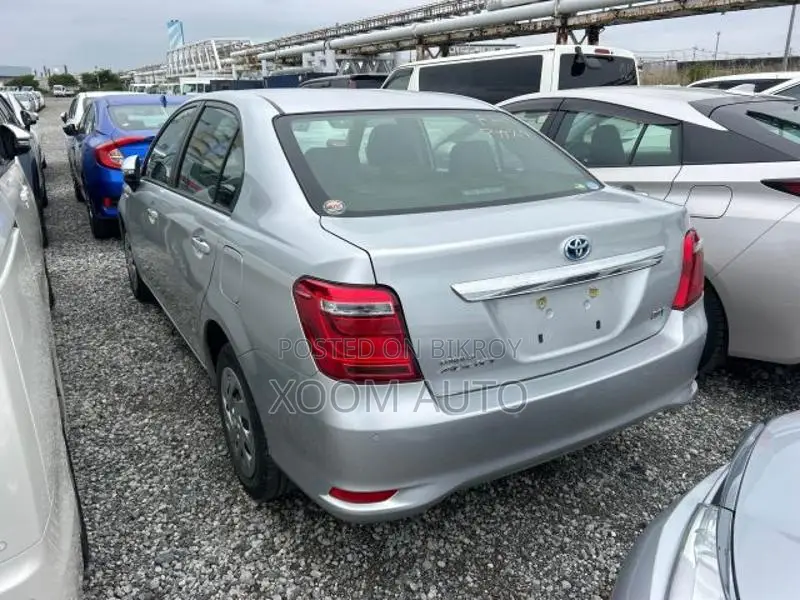 Toyota Axio EX PKG SILVER COLOR 2020