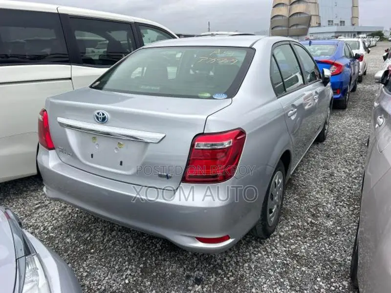Toyota Axio EX PKG SILVER COLOR 2020