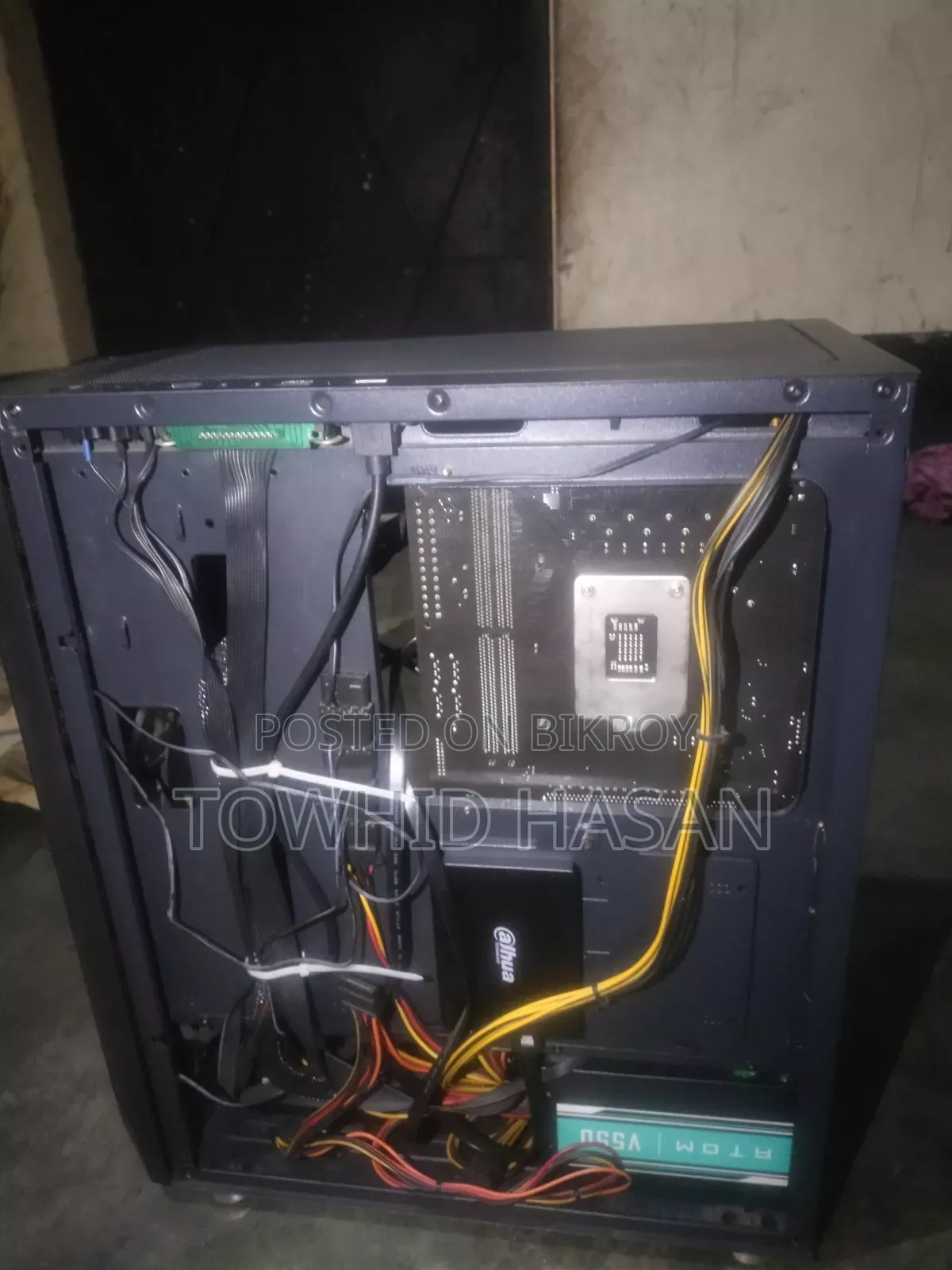 Desktop Computer Gigabyte GB-BNi7G4-1050Ti 8GB Intel Core i5 SSD 128GB