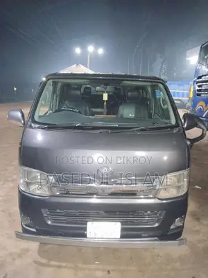 Toyota HiAce 2010 Gray