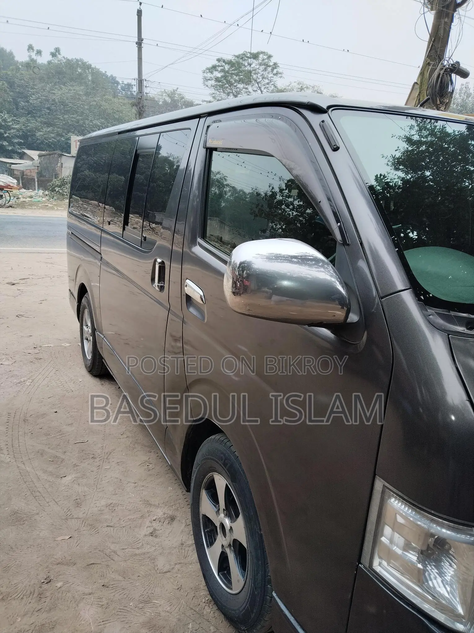 Toyota HiAce 2010 Gray