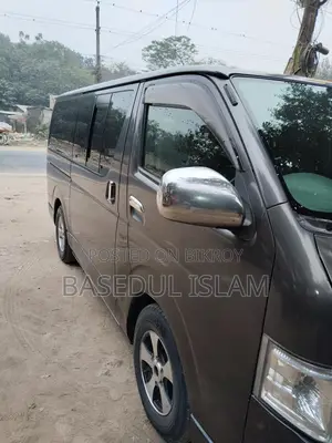 Toyota HiAce 2010 Gray