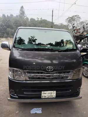 Toyota HiAce 2010 Gray