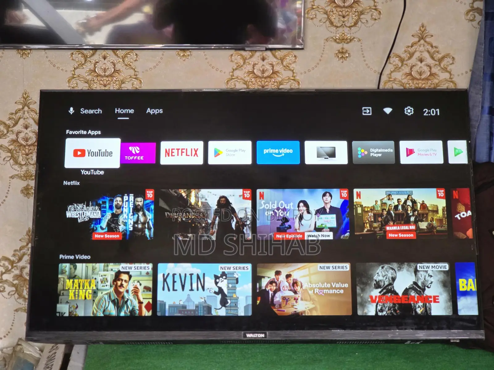 Walton 43" voice & borderless TV (Box included)