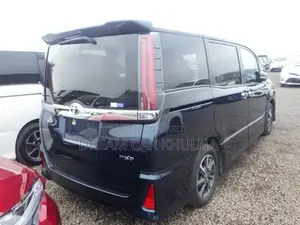 Toyota Noah Non-Hybrid Si Wxb 2020