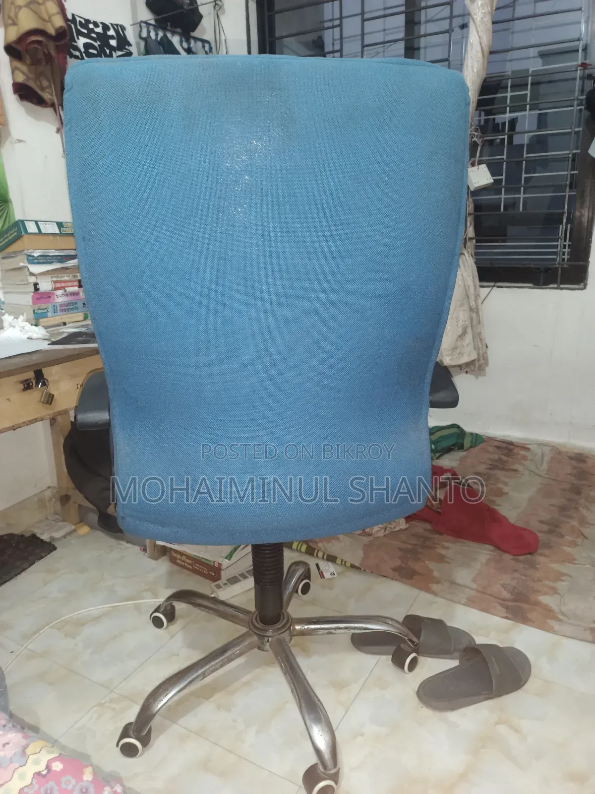Blue Color Boss Chair