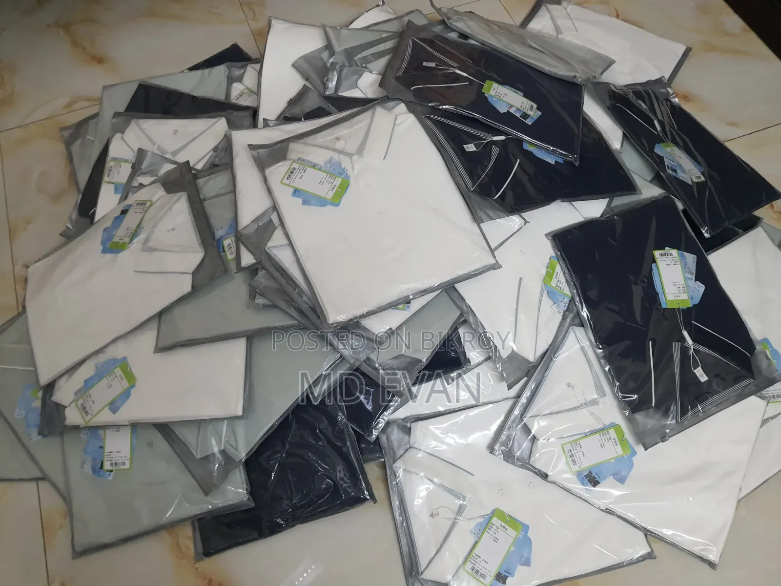 Wholesale Sale of Original China Imported Polo T-Shirts.