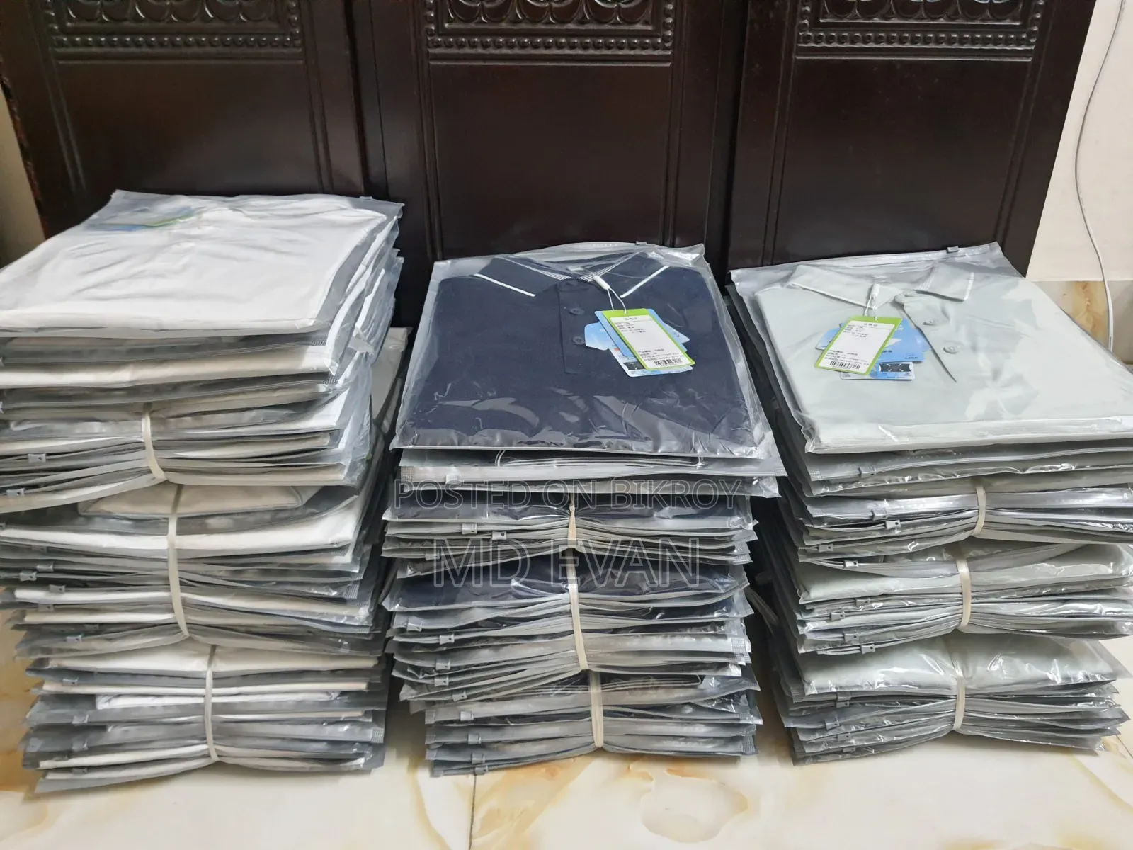Wholesale Sale of Original China Imported Polo T-Shirts.