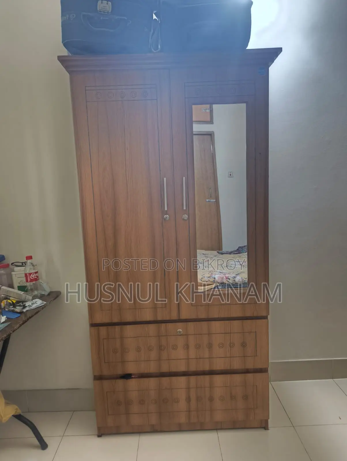 Almirah for Sale