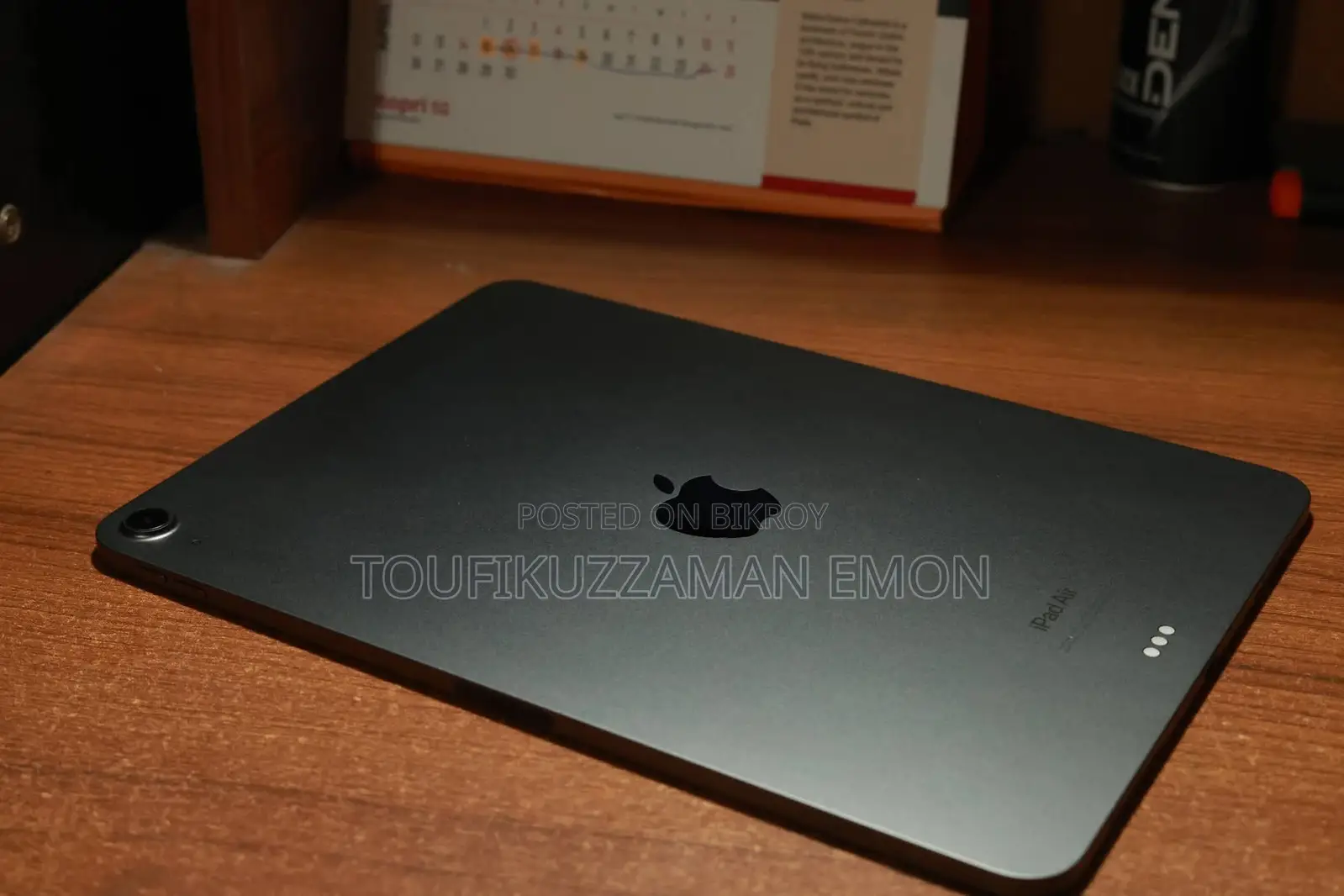 Apple iPad Air (2022) 64 GB Gray