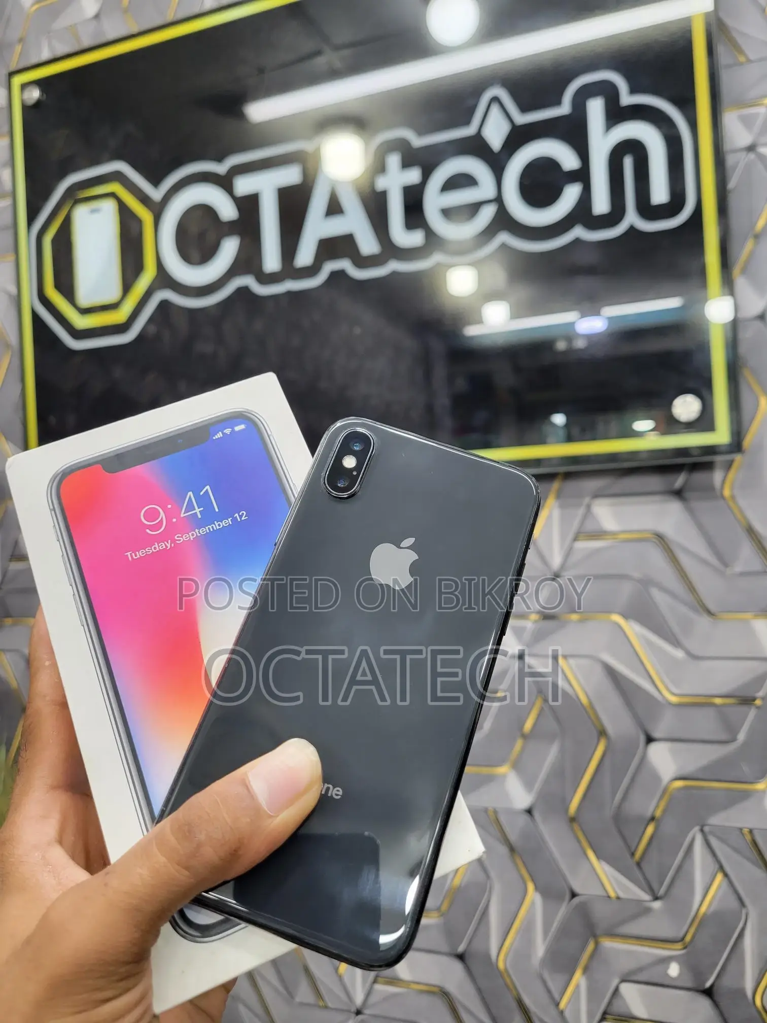 Apple iPhone X 256gb (Used)