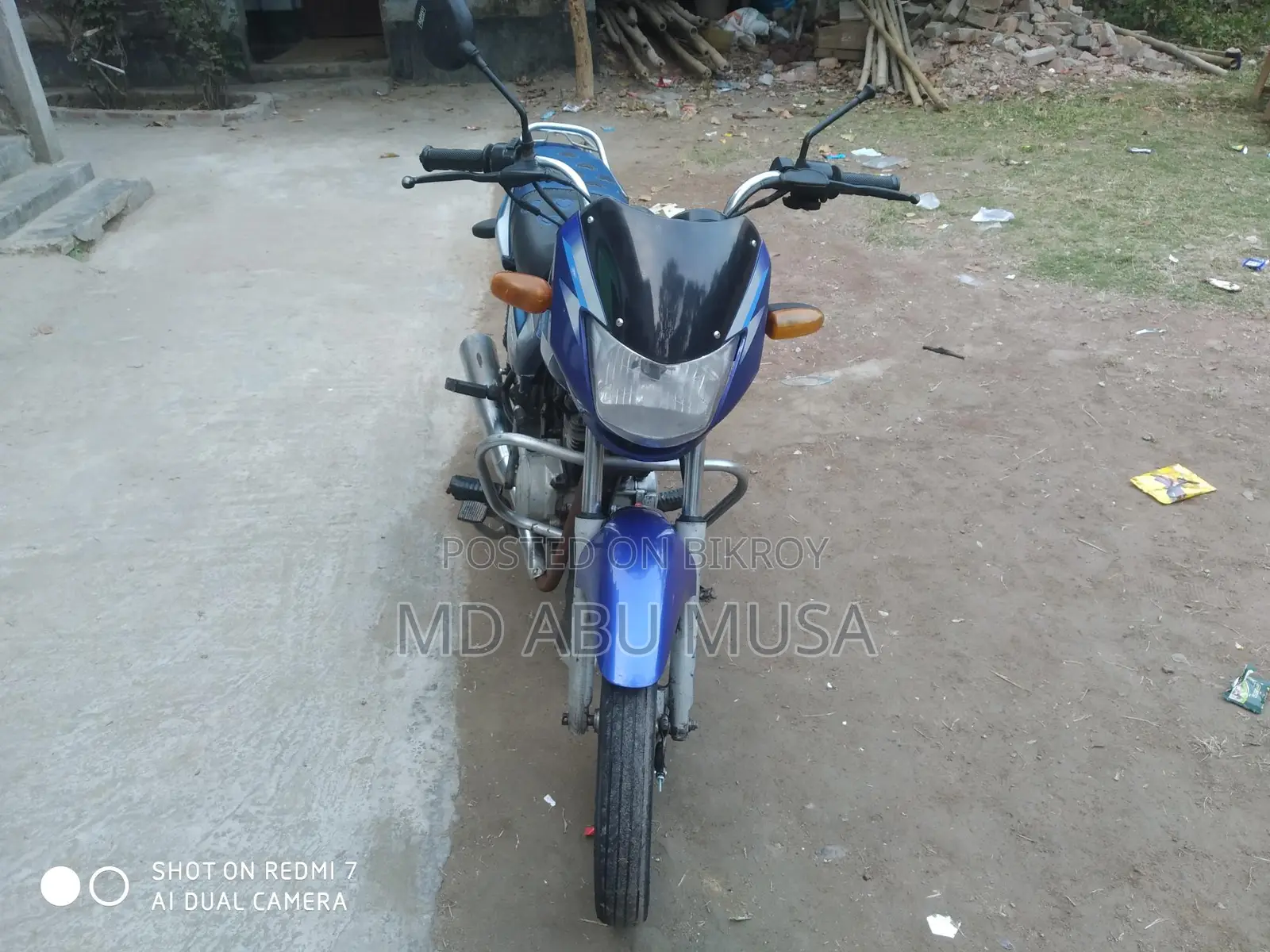 Bajaj CT 100 2012