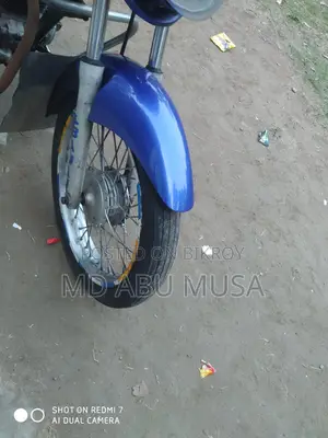Bajaj CT 100 2012
