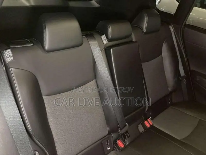 Toyota Corolla Cross hybrid 2021