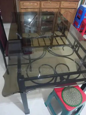 Stylish Dining Table for Sale
