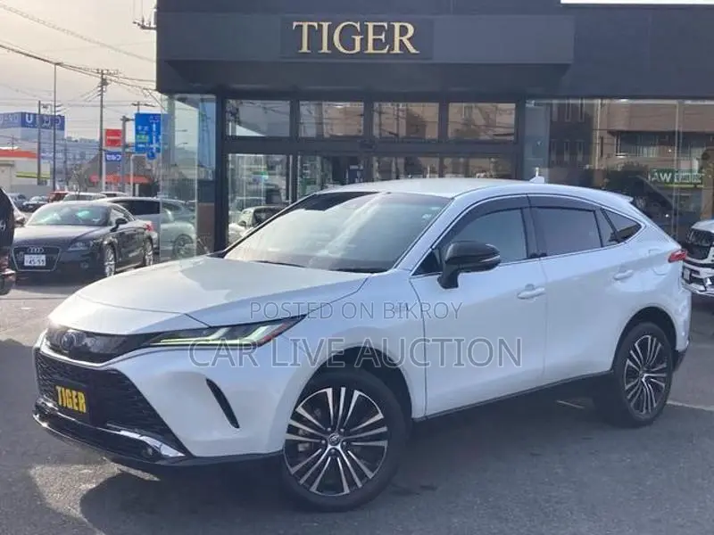 Toyota Harrier Hybrid G 2022