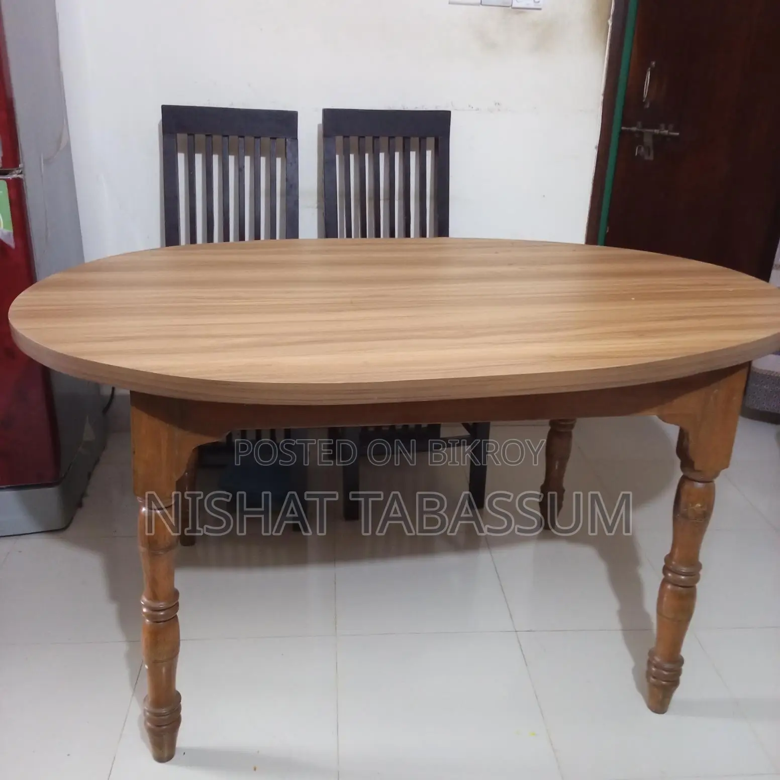 ডাইনিং টেবিল বিক্রি হবে
