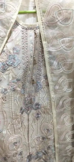 Used Local Three-Piece Sets for Sale