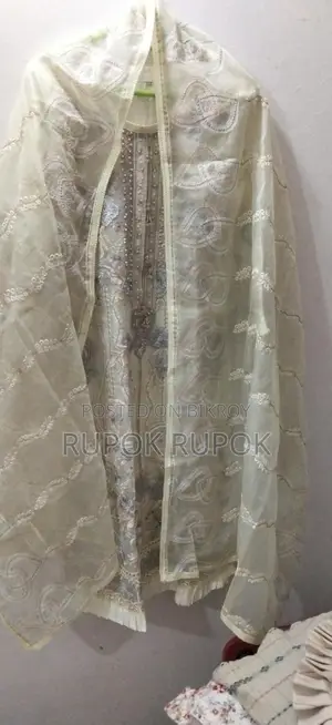 Used Local Three-Piece Sets for Sale