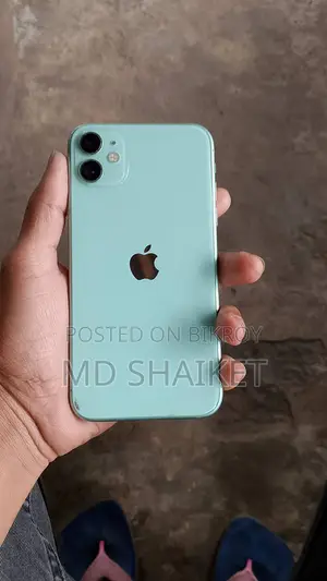 Apple iPhone 11 (Used)