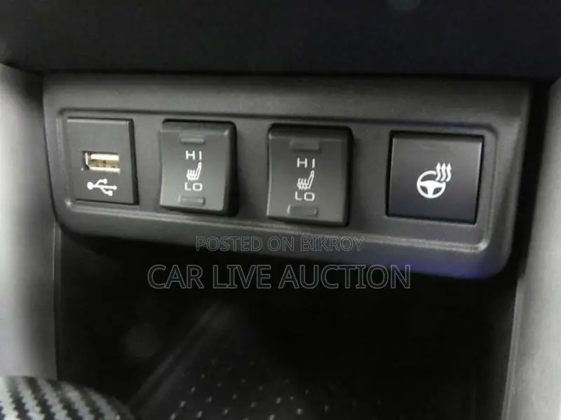 Toyota Corolla Cross Hybrid Z package 2021