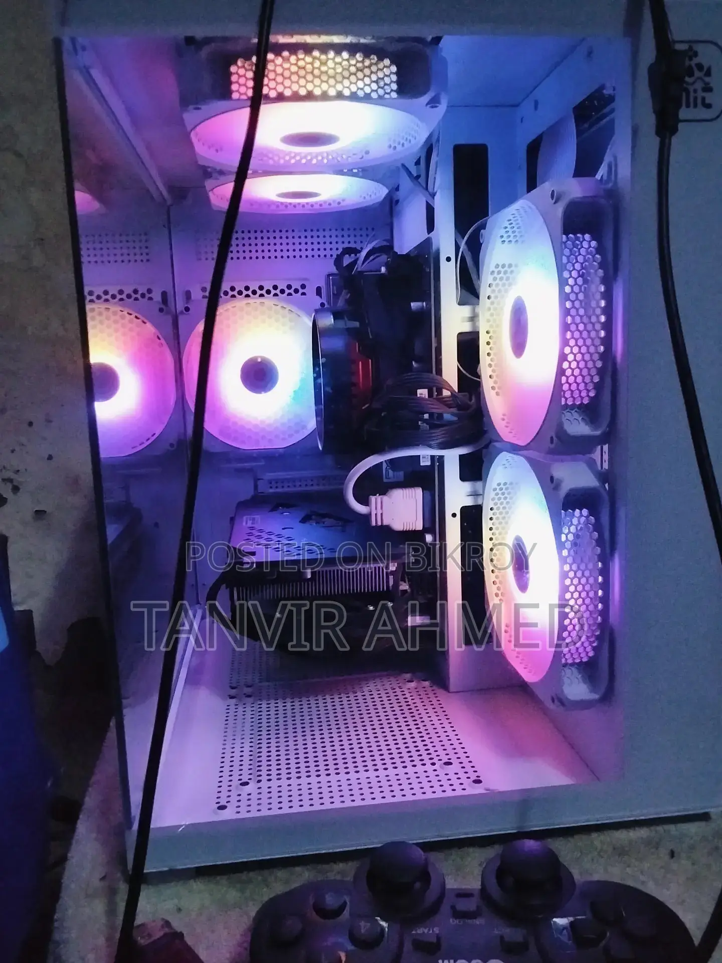 Desktop computer