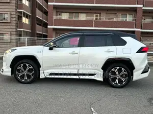 Toyota RAV4 PHEV 2021