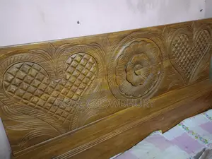 মেহেগুনী আর করোই কাট এর খাট