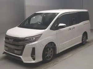 Toyota Noah hybrid 2021
