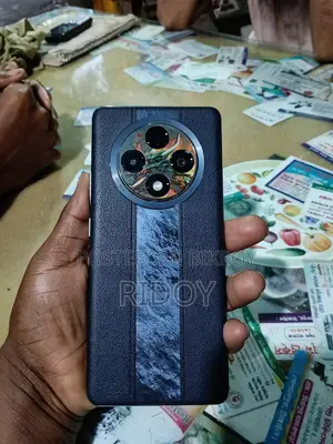 Oppo F27 Pro+ 128 GB Gray
