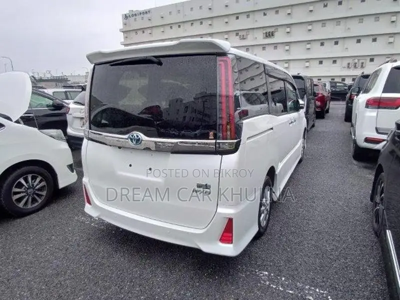 Toyota Noah Si Wxb Hybrid 2021