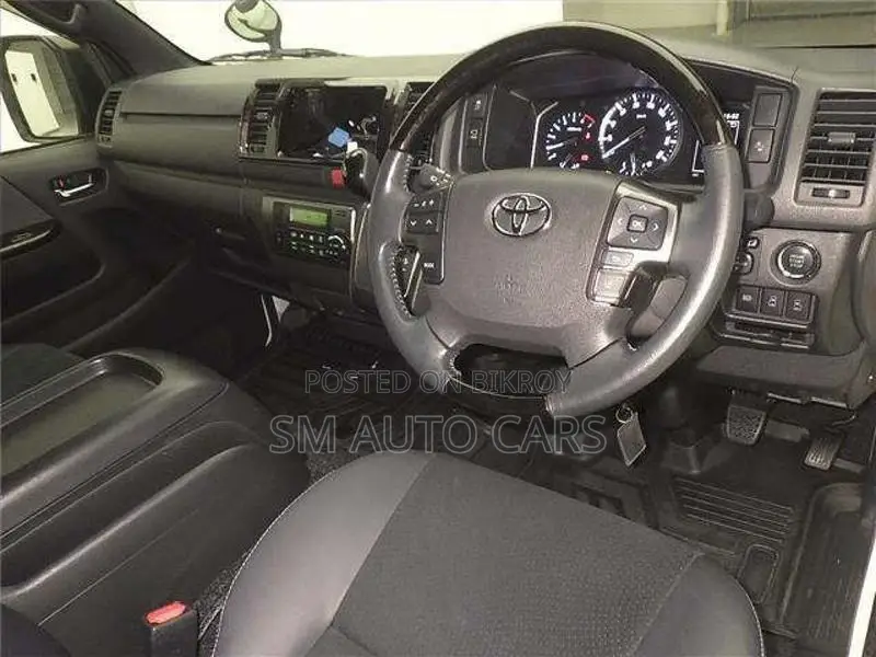 Toyota Hiace Super GL Dark Prime2 2022