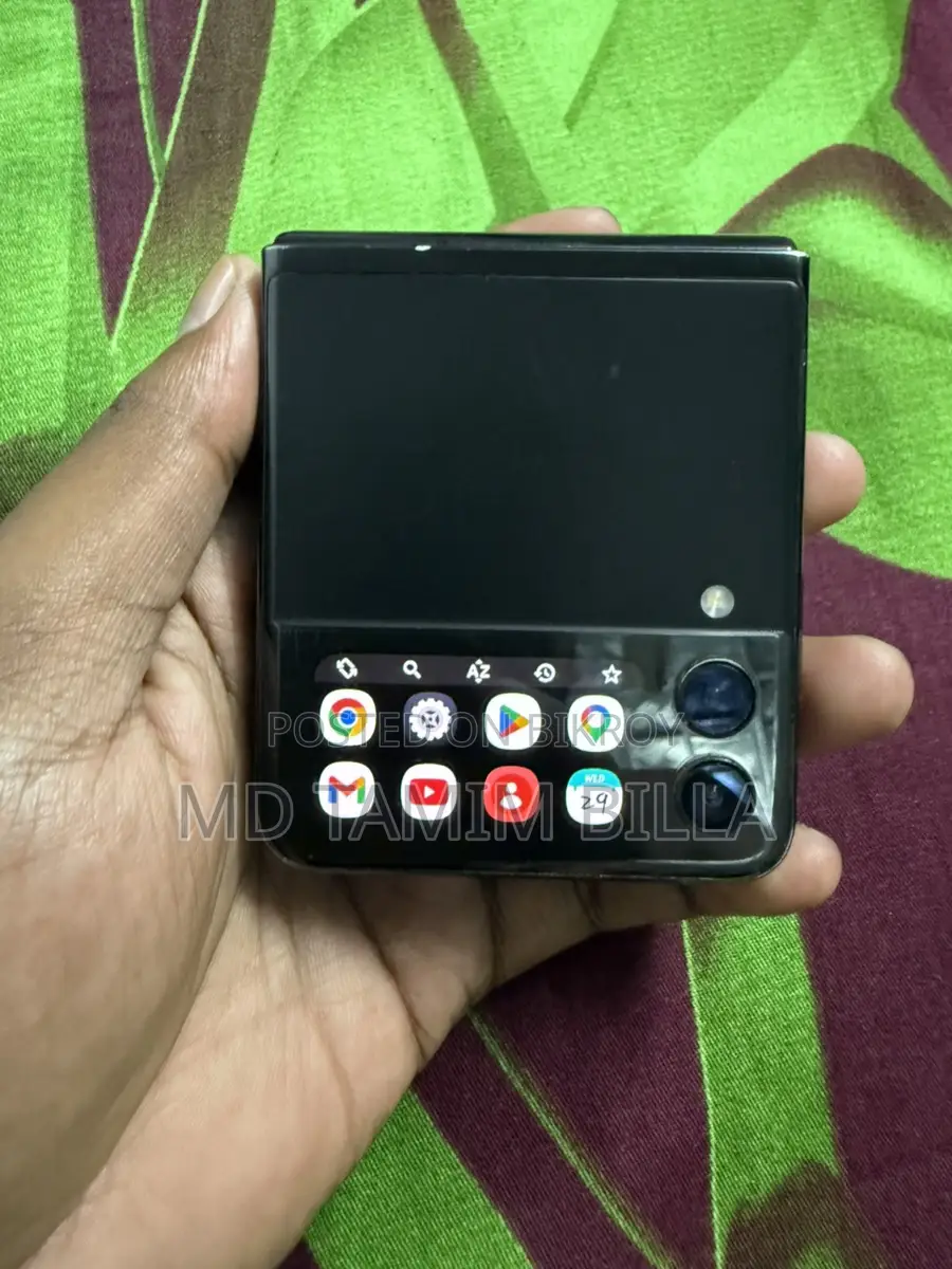 Samsung Galaxy Z Flip3 (Used)