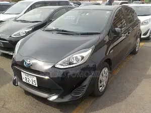Toyota Aqua S BLACK HYBRID 2019