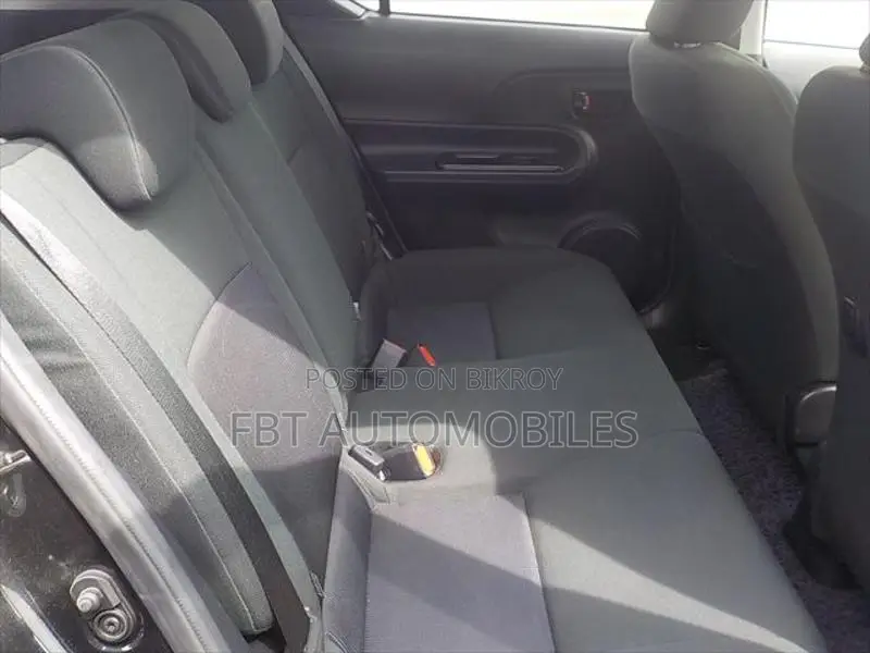 Toyota Aqua S BLACK HYBRID 2019