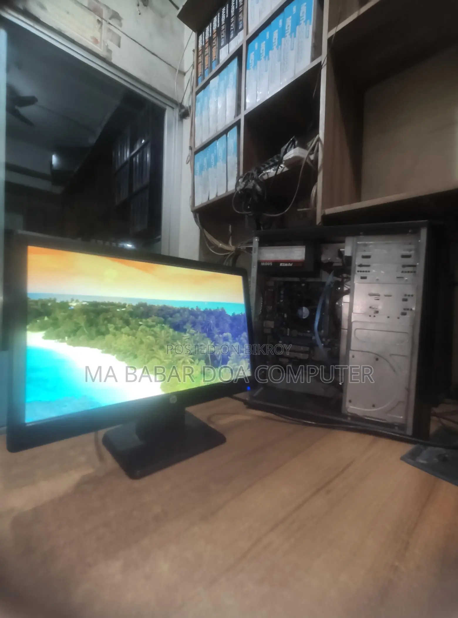 Vampire Offer: SSD 480GB, 500GB HDD, 8GB RAM, Core i3-4th Gen, 19" LED, 1-Year Warranty
