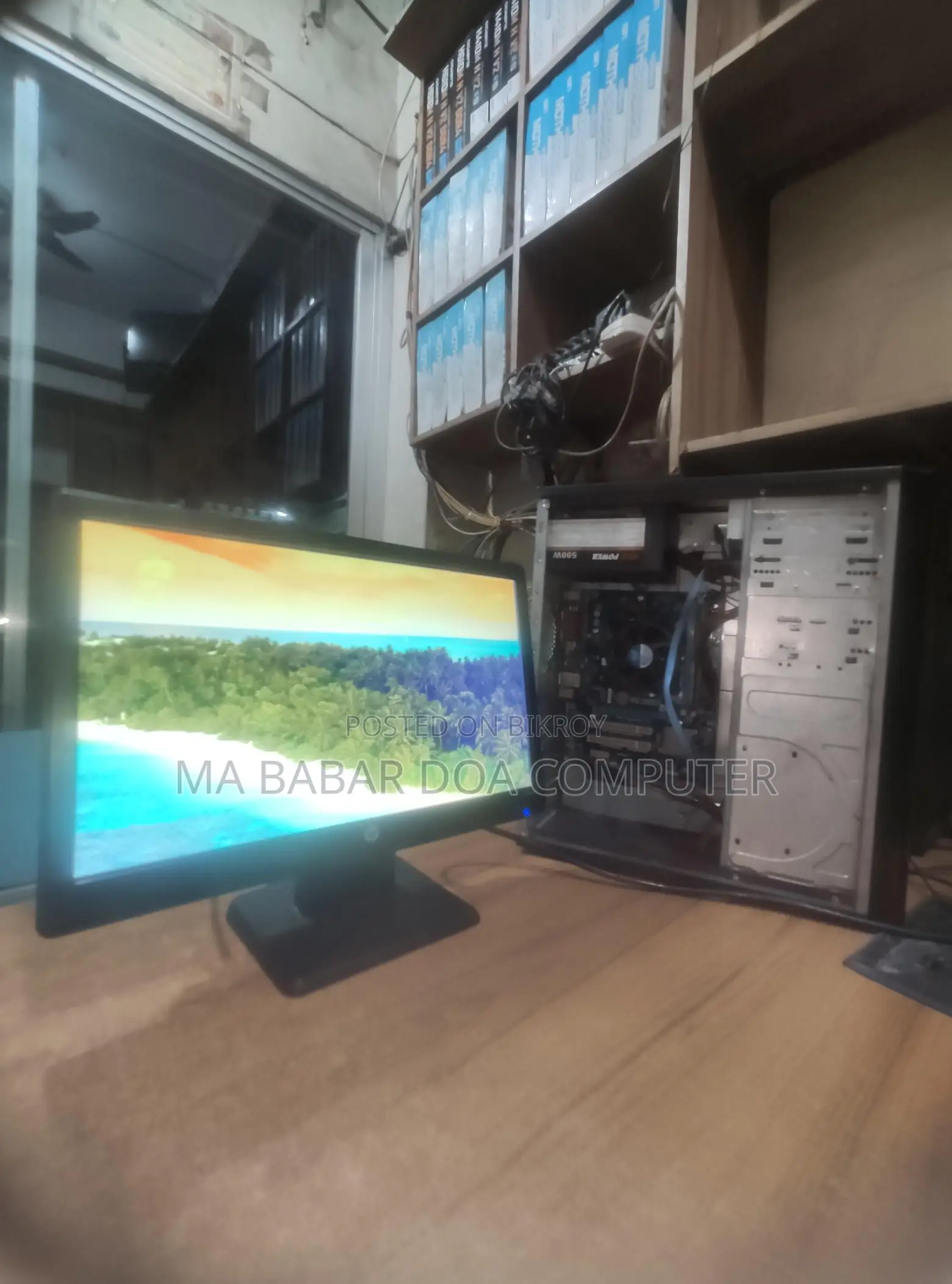 Vampire Offer: SSD 480GB, 500GB HDD, 8GB RAM, Core i3-4th Gen, 19" LED, 1-Year Warranty